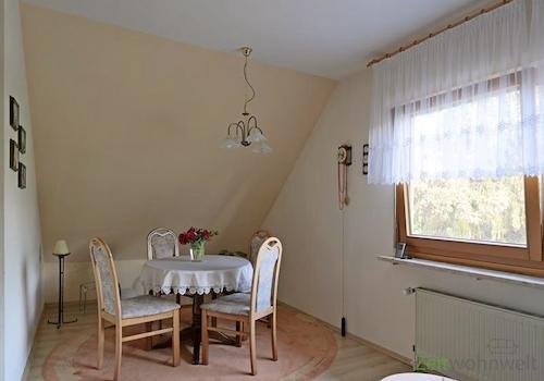 Esstisch im Wohnzimmer