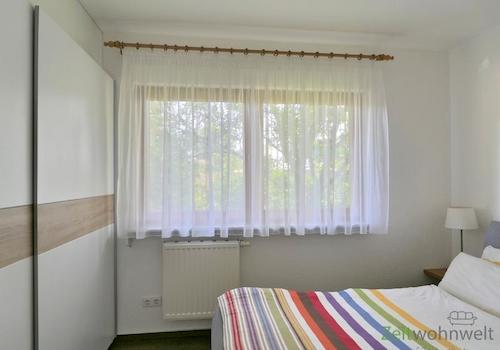 Blick ins Schlafzimmer
