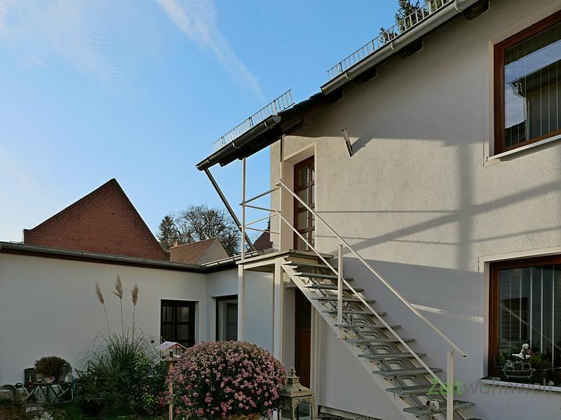 separater Eingang am Haus