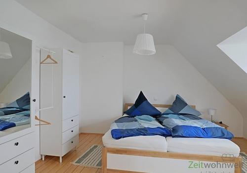 Blick ins Schlafzimmer