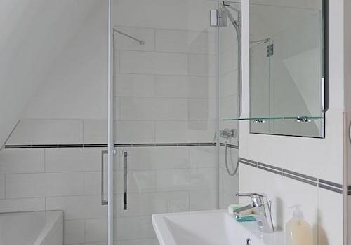 bodentiefe Dusche im Bad