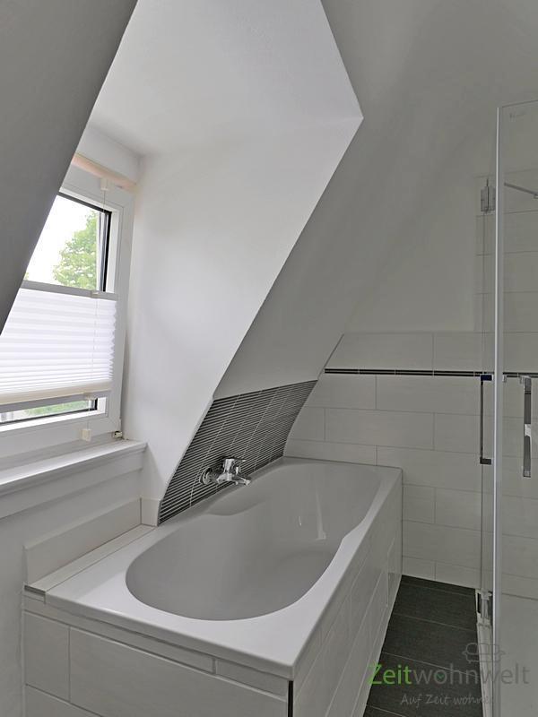 große Badewanne