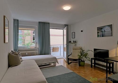 Blick zum Balkon