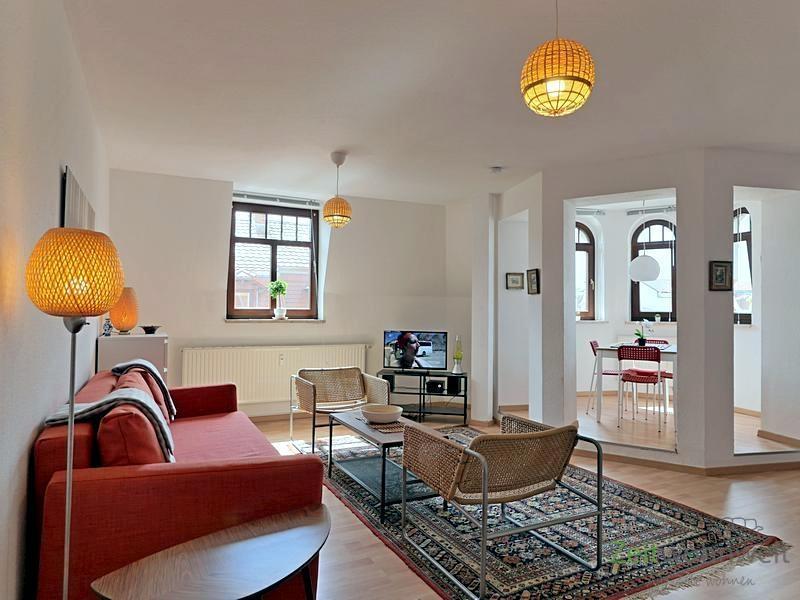 Blick ins Wohnzimmer