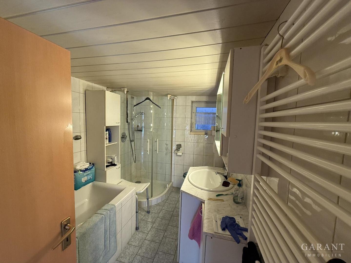 Badezimmer EG