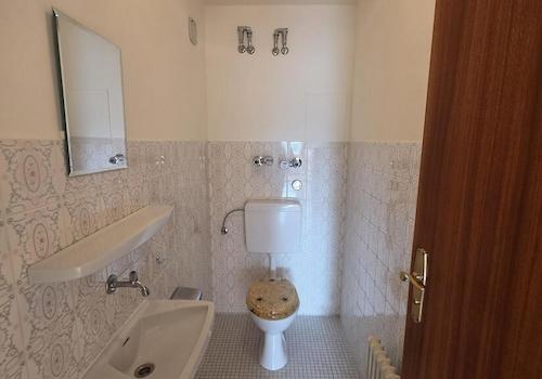 seperates WC