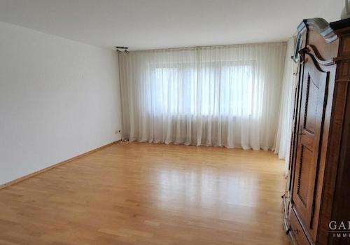 3) Wohnzimmer