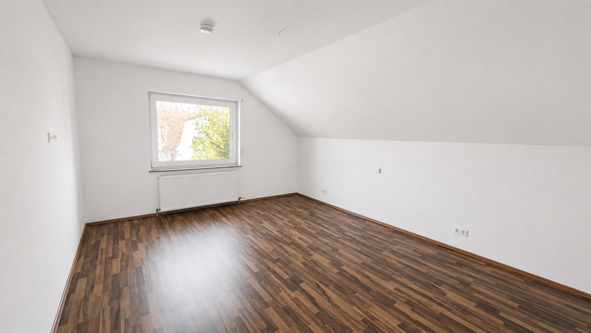Schlafzimmer DG 1