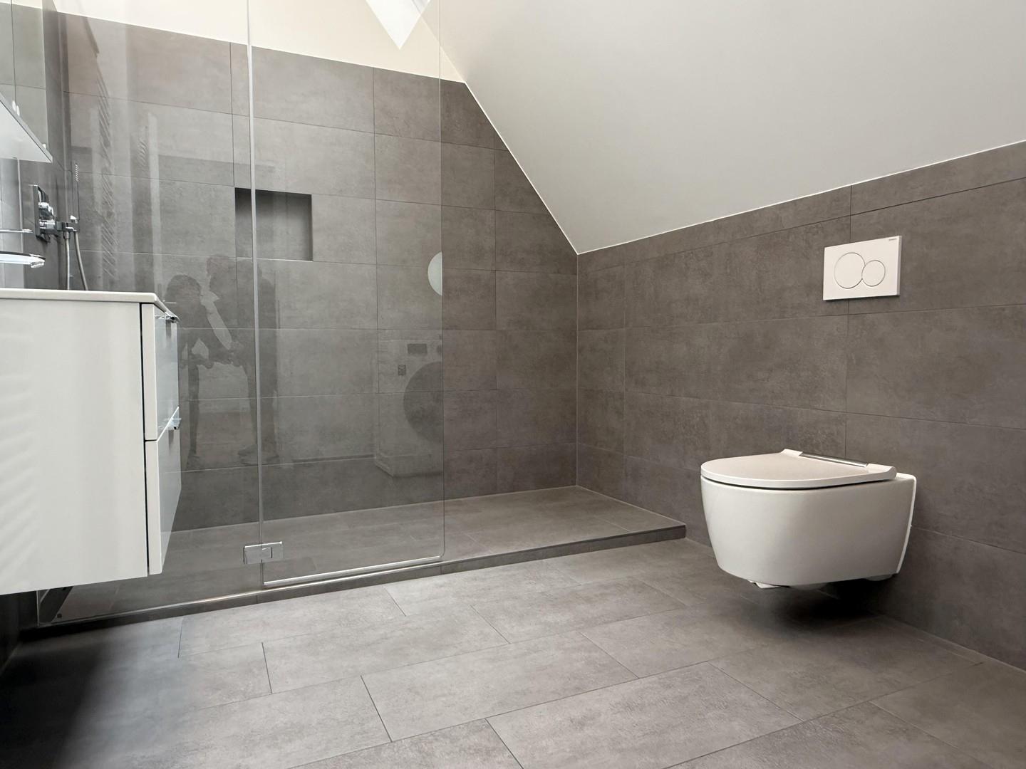Badezimmer 1 1