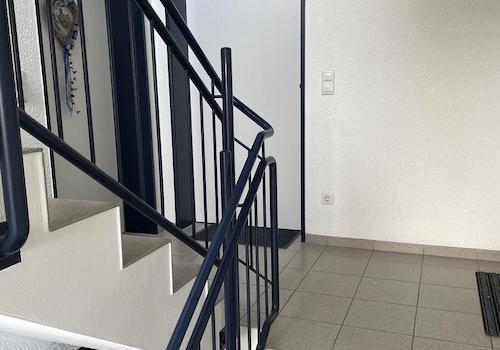 Hausflur zu Wohnung