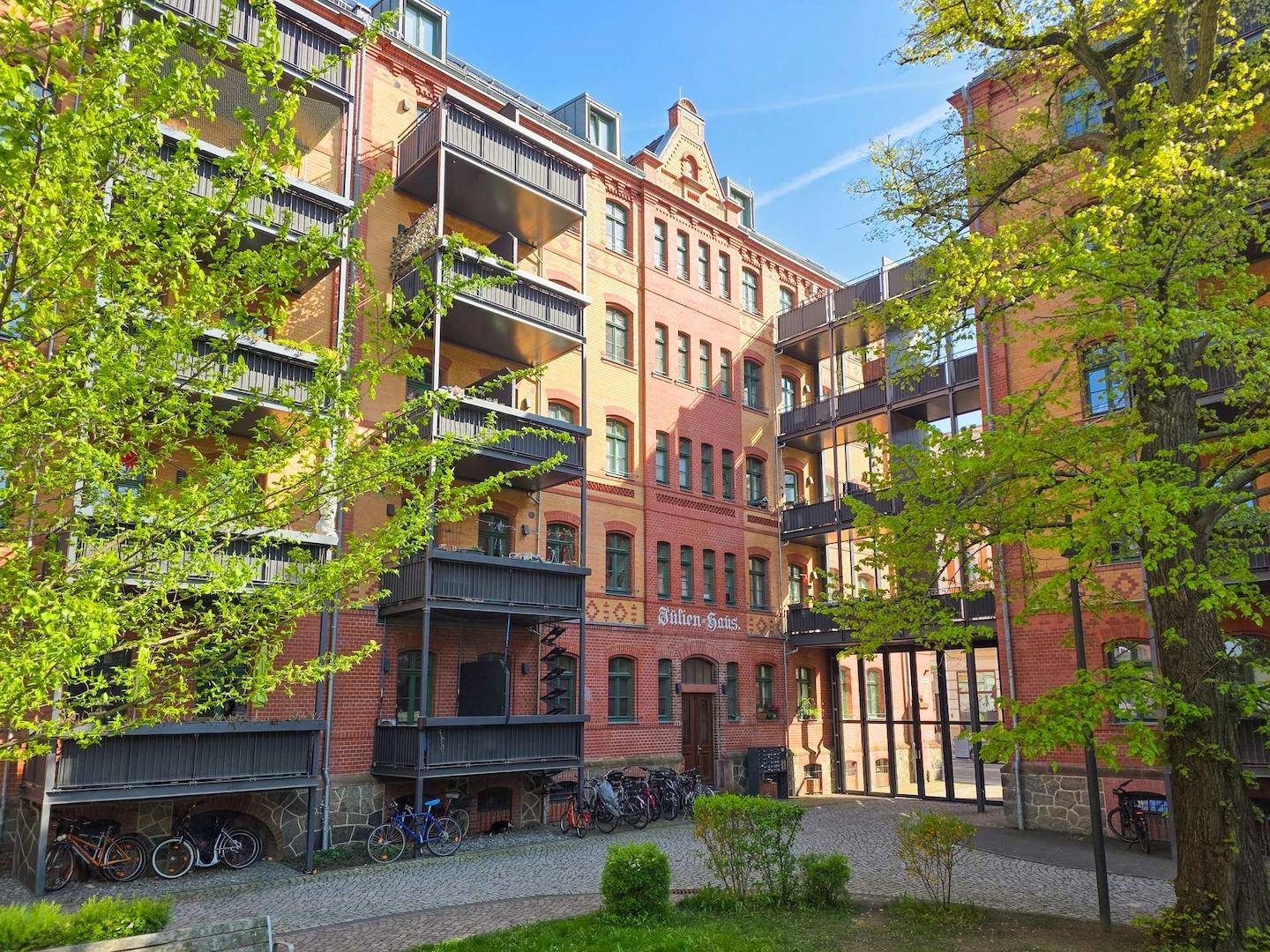 Innenhof am Julienhaus