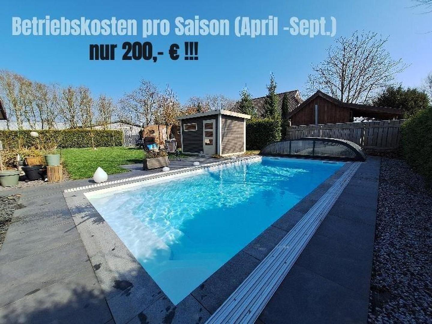 überdachter GFK Pool