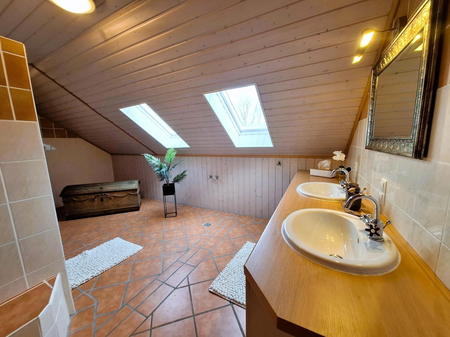 Duschbad OG