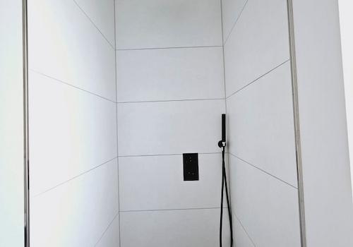 kleines Bad Dusche OG