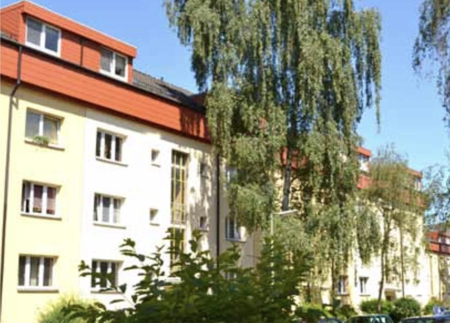 Aussenansicht-Strassenansicht