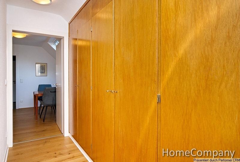 Kleiderschrank
