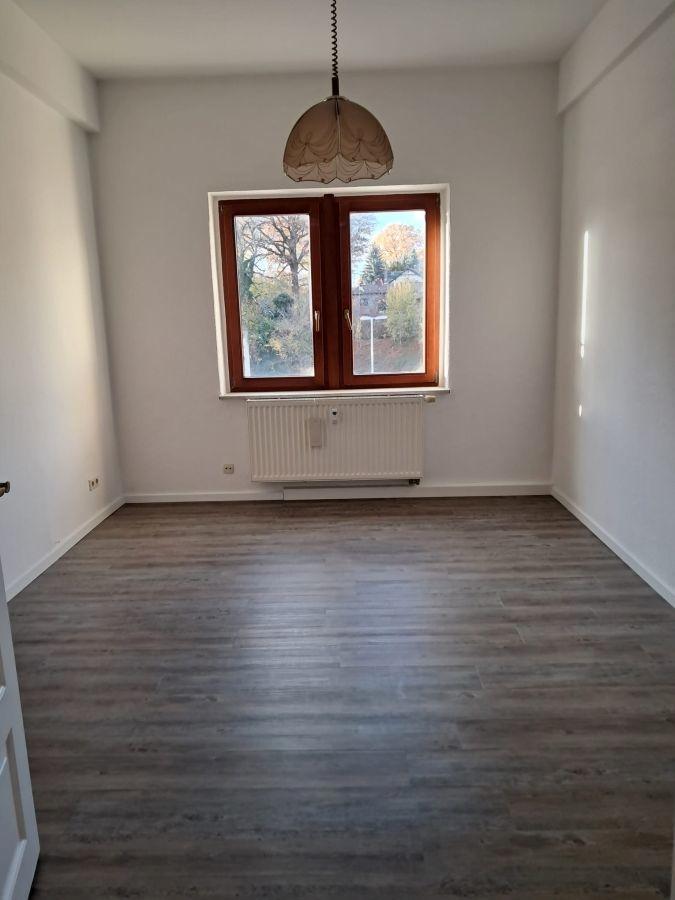 Schlaf- oder - und Wohnraum 1