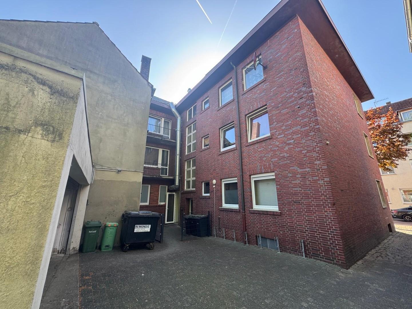 Hof und Ansicht von hinten