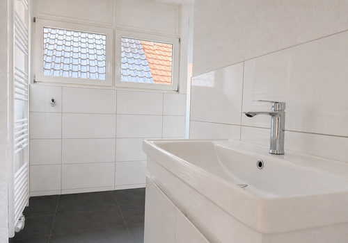Badezimmer Ansicht 1