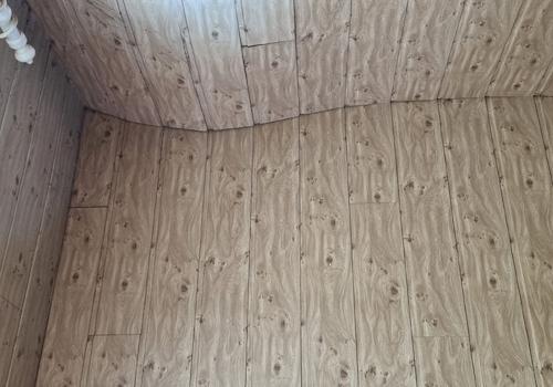 Schadhafte Deck im Dachgeschoss