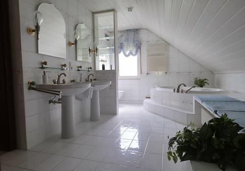 Badezimmer DG