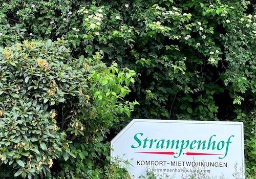 Einfahrt zum Strampenhof