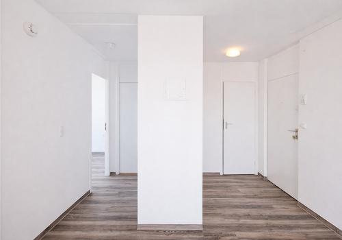 Weitläufiger Flur