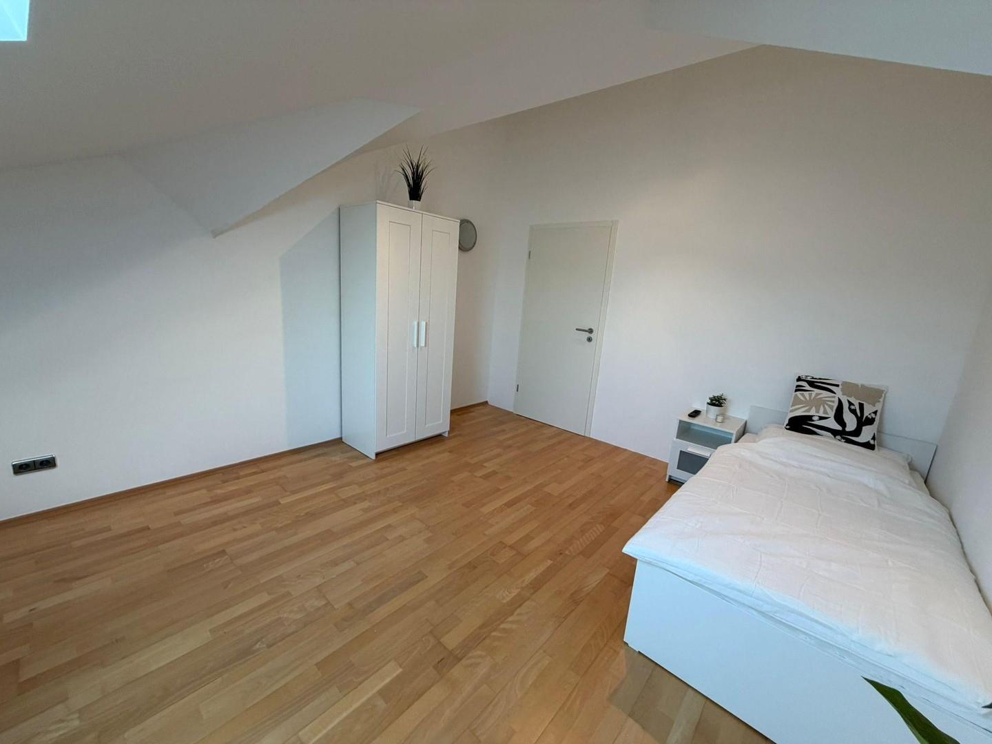Zimmer 5 Single Room