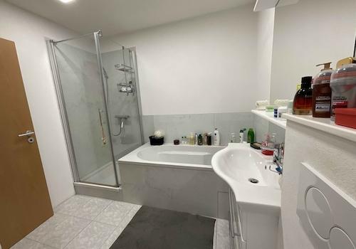 Badezimmer_www.villingen.immobilien