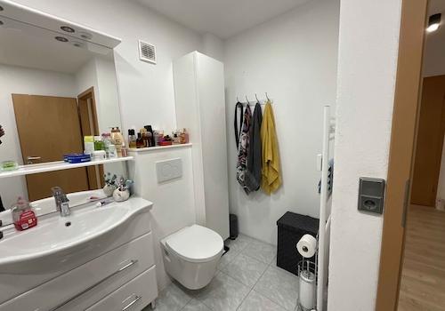 Badezimmer_www.villingen.immobilien