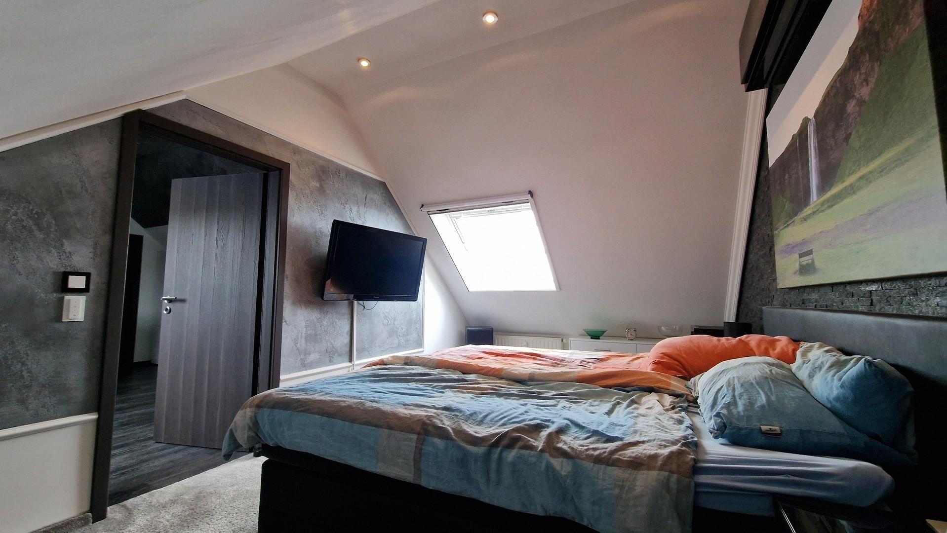Schlafzimmer (2)