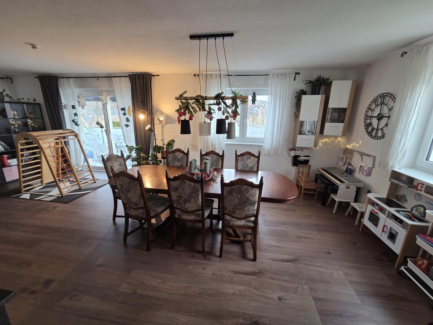 Wohn- und Esszimmer