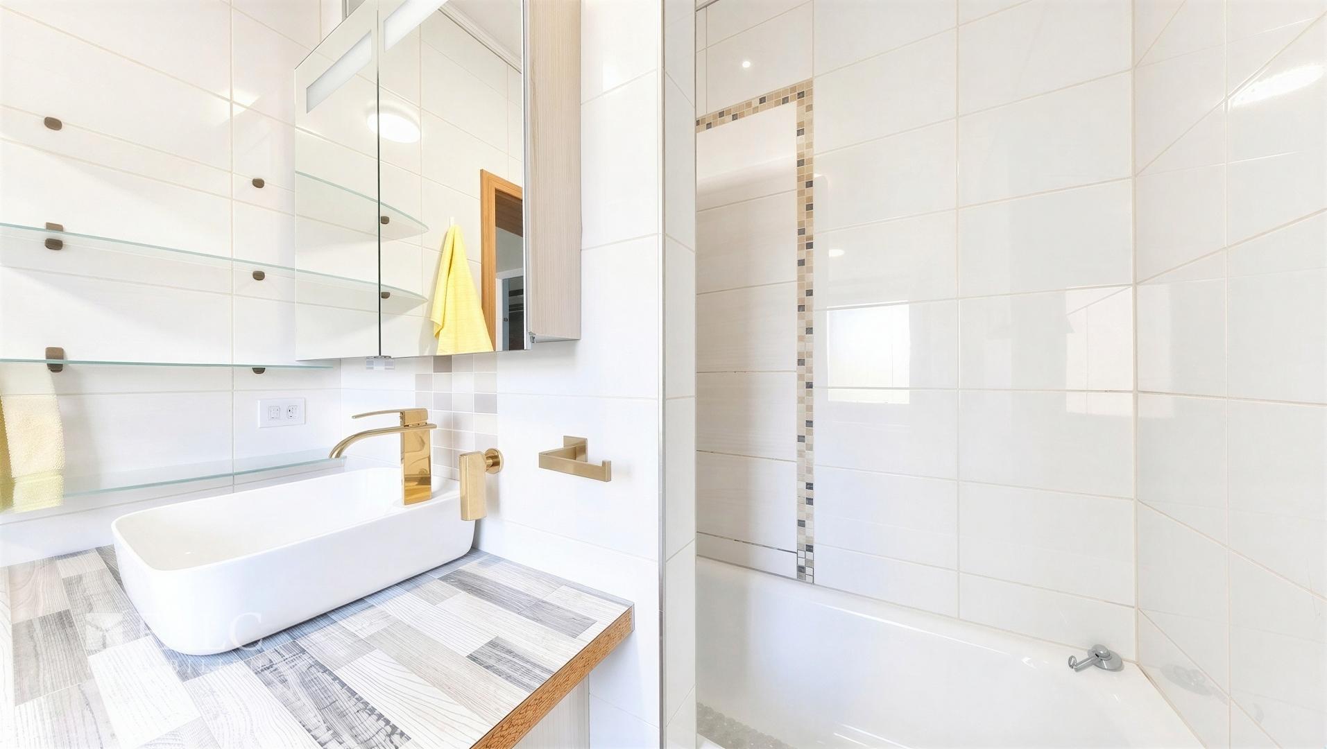 1. OG Badezimmer 