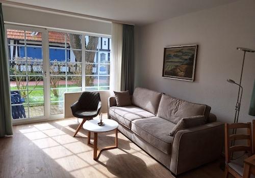 Wohnzimmer mit neuer Couch