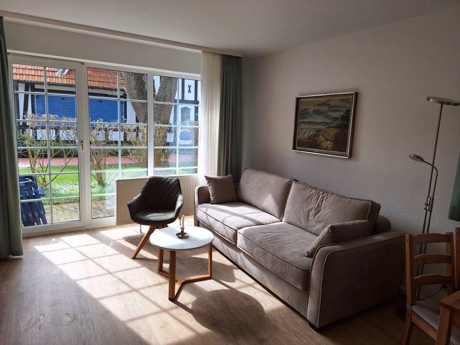 Wohnzimmer mit neuer Couch