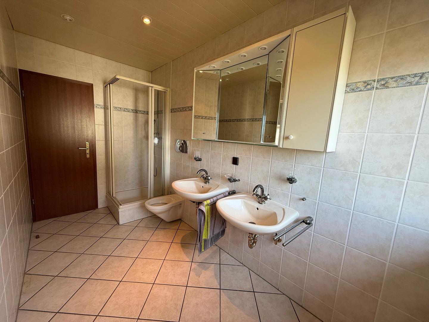 Badezimmer1_2
