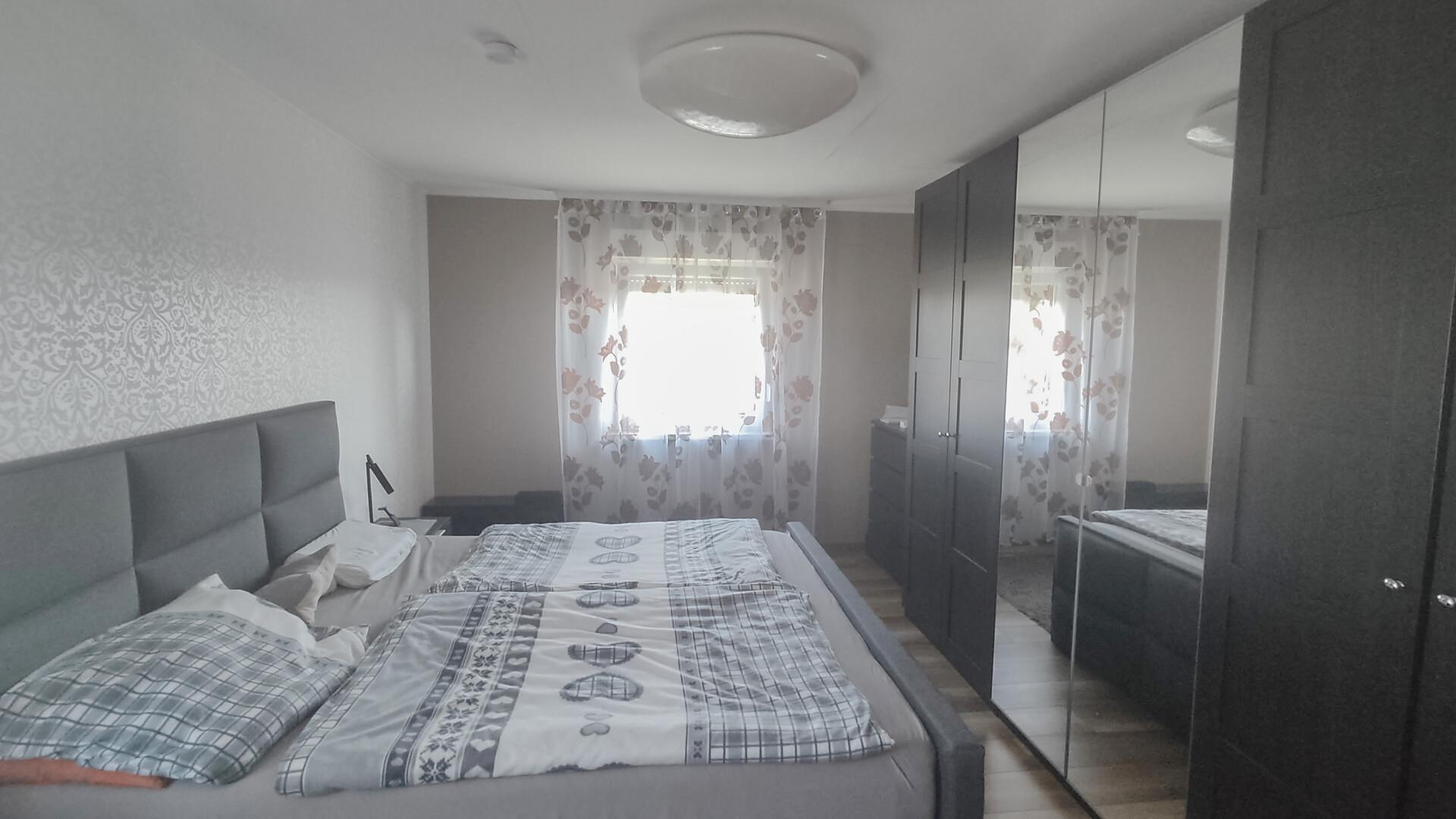 Schlafzimmer EG