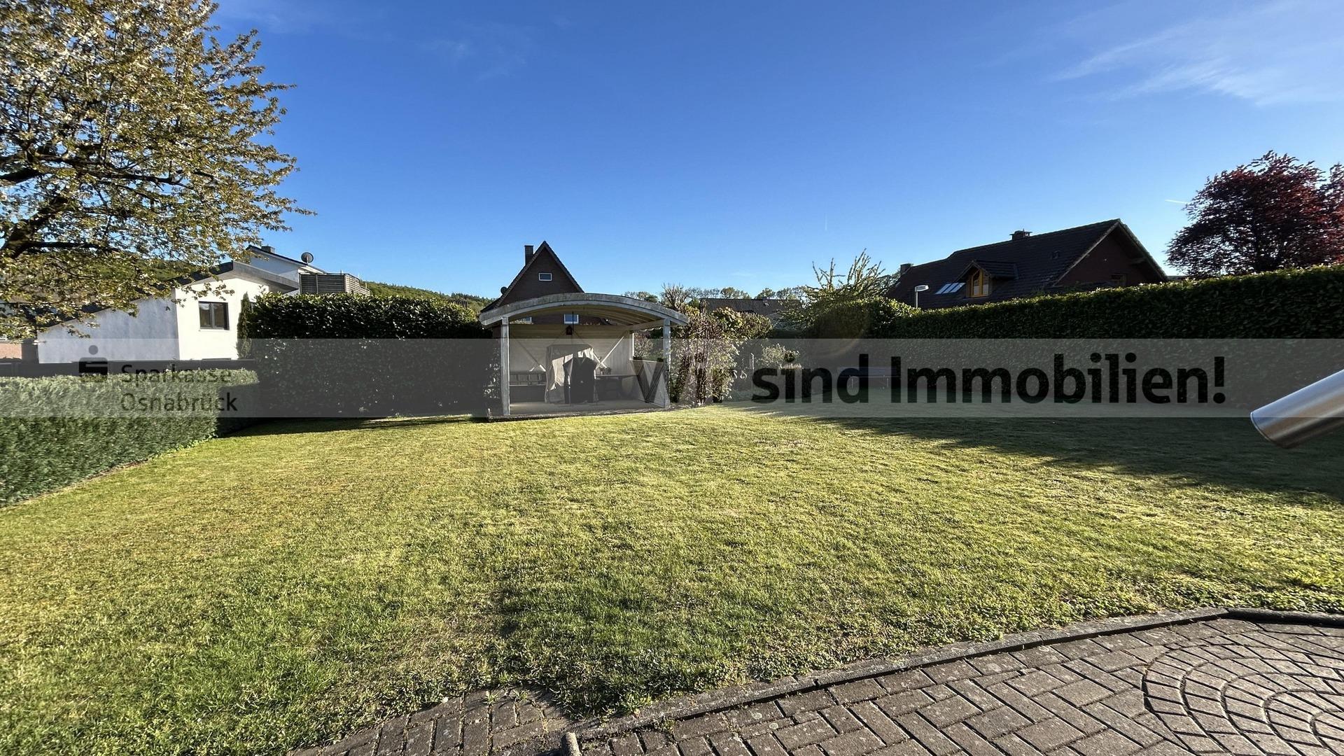 Blick in den gepflegten Garten