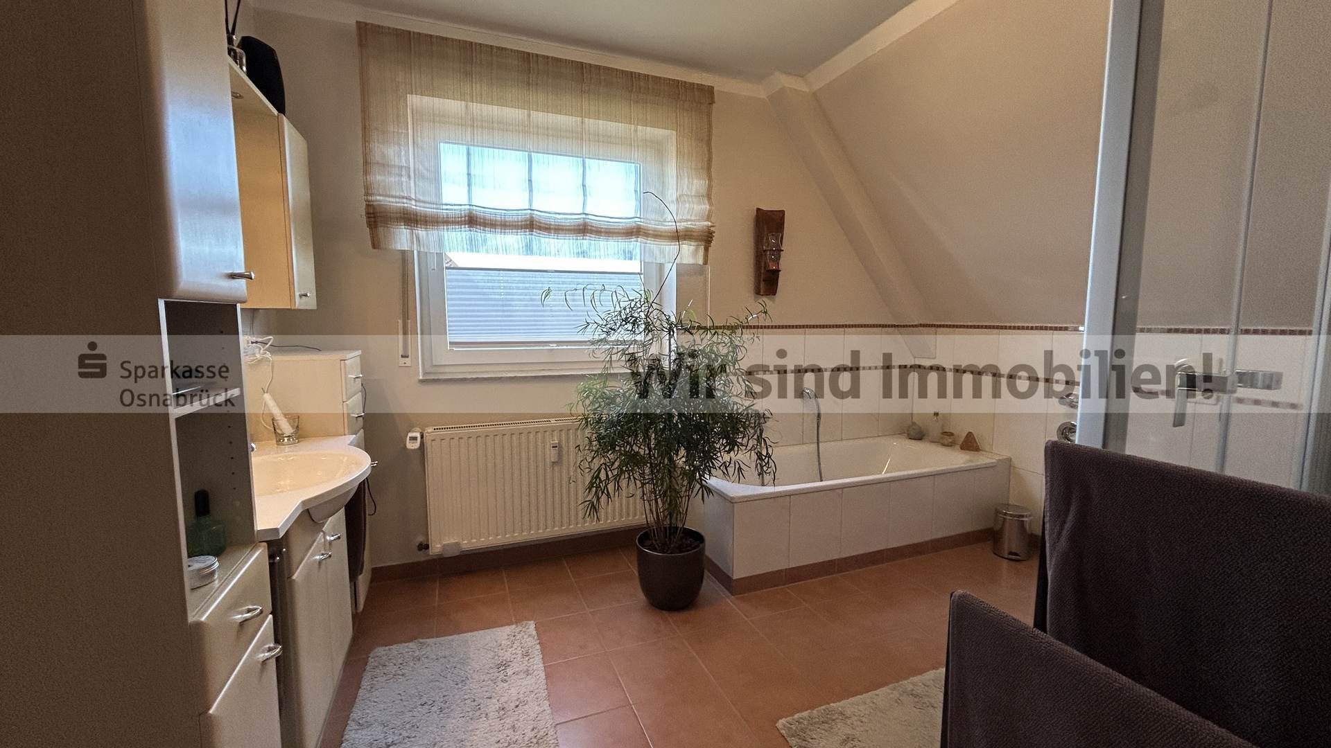 Badezimmer Wohneinheit DG