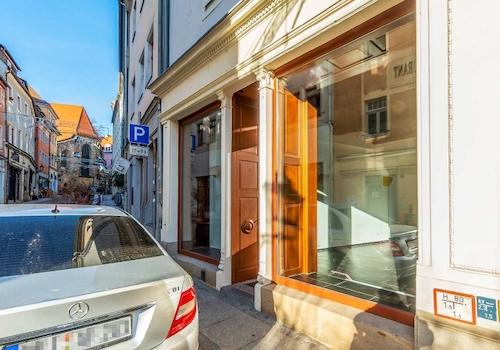 Laden Straßenansicht