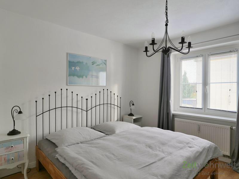 Blick ins Schlafzimmer