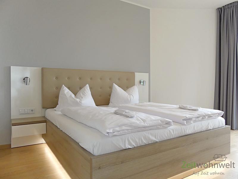 linkes Schlafzimmer