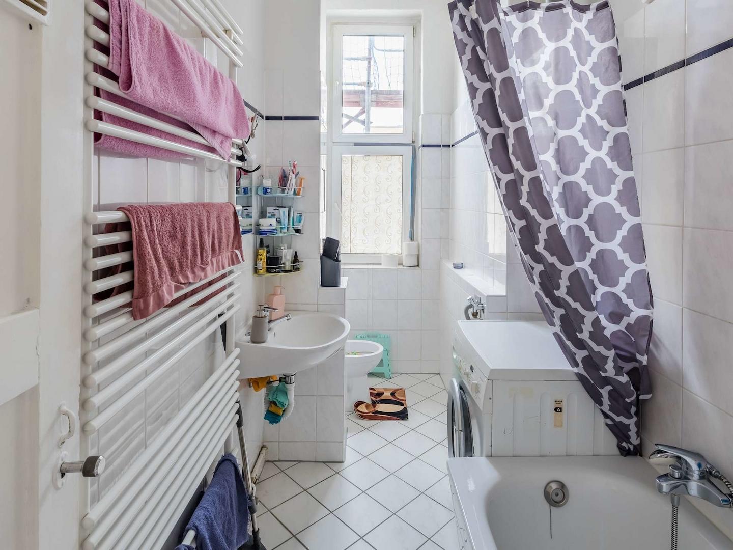Bad mit Wanne