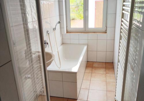 Badezimmer EG