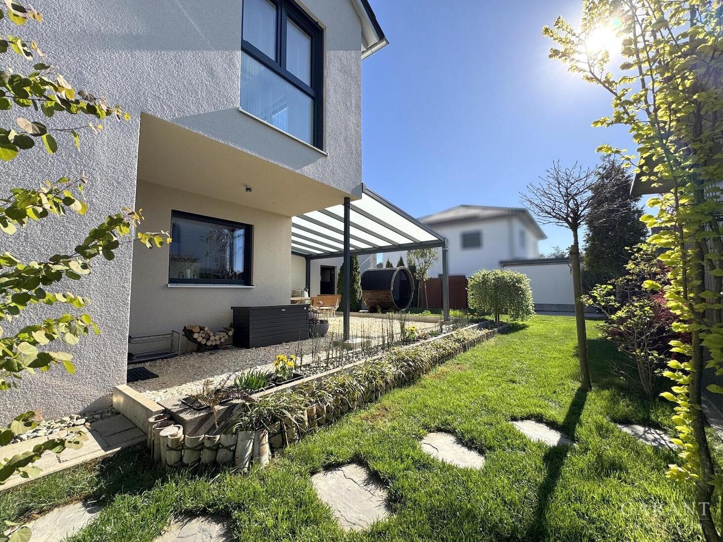 Überdachte Terrasse