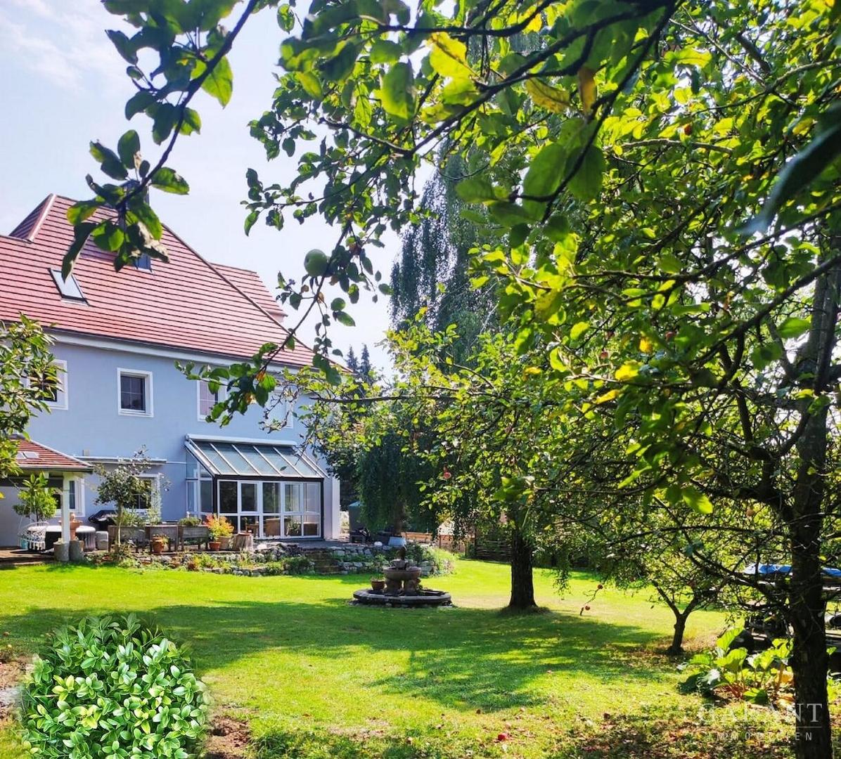 Haus- Gesamtansicht
