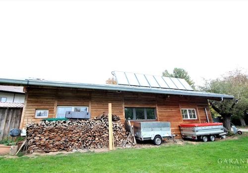 Große Werkstatt mit Solaranlage 