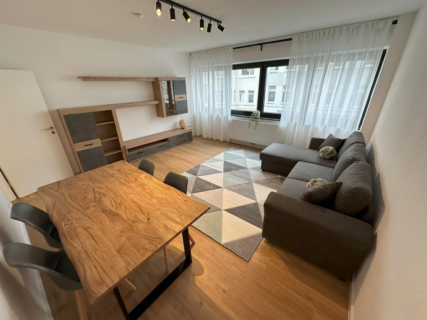 Tisch stühle couch