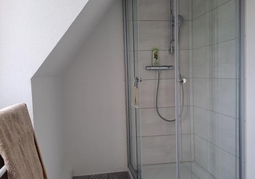 Bad mit Dusche