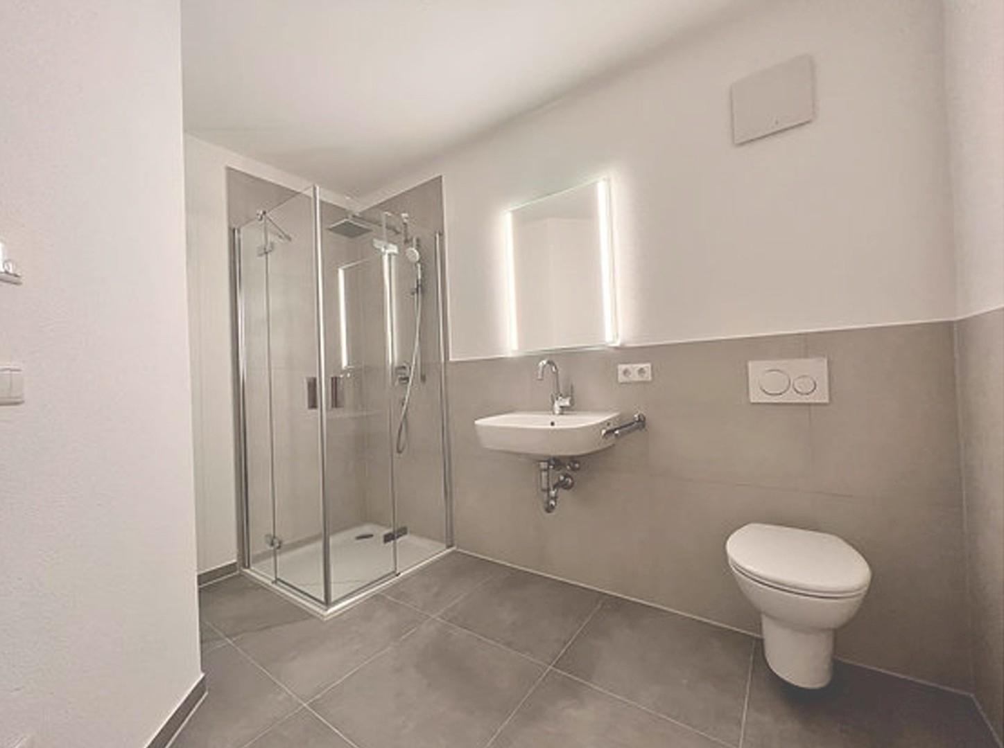unteres Badezimmer